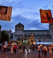 Piazza del Duomo a Trento